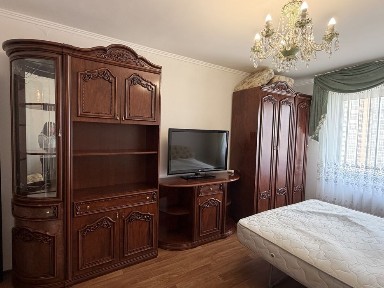 Київ, Дарницький, вулиця Софії Русової 7А