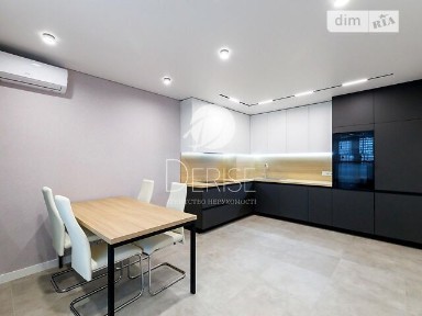 Продаж 1к квартири 61 кв. м на вул. Коноплянська 22 • ID 34284053