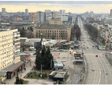 Продам 3-х ком. кв. на Павловом Поле в МКДУ, площадь 135 м. кв.