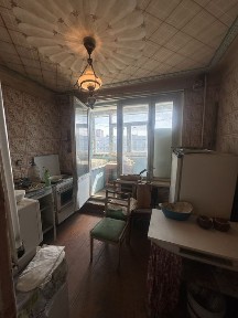 Продам 1 к кв на Олексіївці, пр. Перемоги, 54 8/9 Є-Відновлення