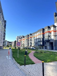 Продаж квартири з Терасою поряд Парк Озеро Центр Національної Гвардії