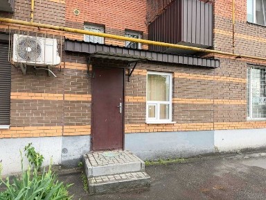 Здам в оренду фасадне приміщення 11 м² з окремим входом у новобудові (під офіс, б'юті-сферу, кабінет) вул Панянки 65б