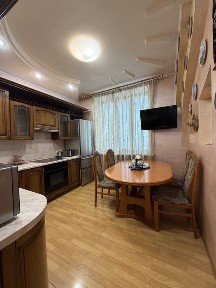 2 кімнатна квартира з парковкою парк Поля центр Лесі українки (пушкина)