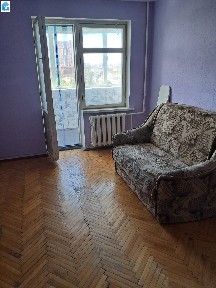 Киев, Пражская ул., 18А