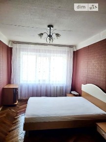 Салютна вулиця, мікрорайон Нивки, район Шевченківський, Київ, вул. Салютна 25 • ID 34292267