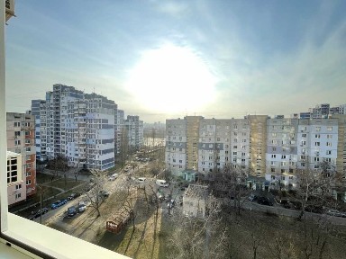 Продаж 1-кімнатної квартири 52 м², Йорданська вул., 9К