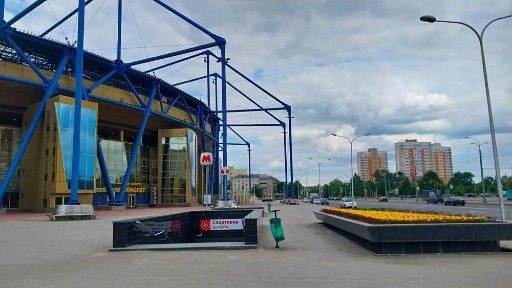 Сдам 2 комнатную сталинку! Метро Левада, КЛАСС 5 минут, Метро Спортивная рядом!