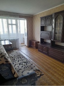 Оренда 3 кімнатної квартири в центрі міста.