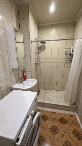 Днепр, центр пл. островського 1. 3 кімнати