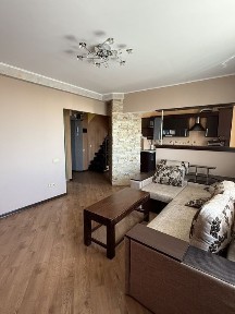 Продаж дворівневої квартири. З ремонтом та меблями. Ближній Львів