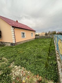 Будинок дача на 128м кв +велике подвірʼя 2 приватизовані ділянки
