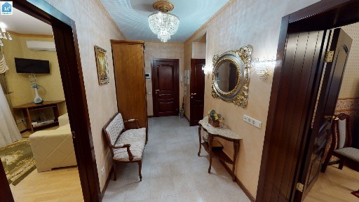 Продаж 3-кімнатної квартири 95 м², Введенська вул., 1