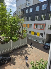 Оренда офісне приміщення площею 64 кв. м розташоване в Подільскому районі на вул Оболонська 29