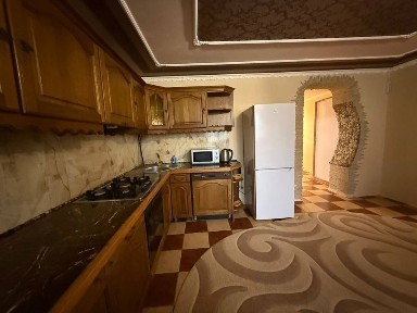 Здається будинок неподалік Мукачево.