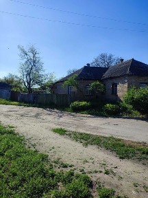 Будинок (земельна ділянка)