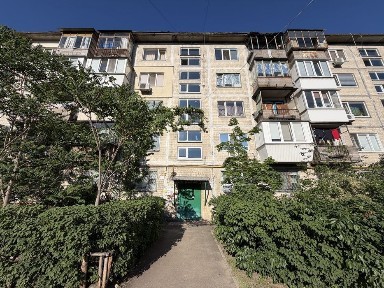 Київ, Дніпровський, проспект Алішера Навої 78