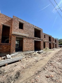 Сучасний котедж з гаражем 111 м у Львові / від забудовника