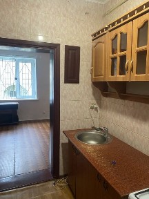 Аренда 2 кім. квартири від власника, центр вул. Перемоги