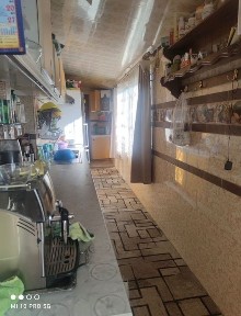 Задам або продам будинок при вʼїзді в Холмок траса
