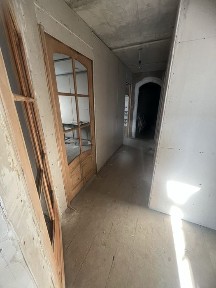 Продам квартиру в центрі міста з окремим входом