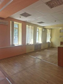 Оренда фасаду 71м² біля UNIT.City власна парковка