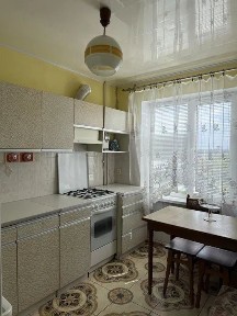 Продам чистую уютную 3 ком. кв (Бабурка ) Ул. Инженера Преображенского