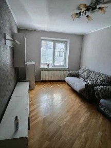 Оренда 3 кімнатної просторої квартири з ремонтом вул. Сміливих