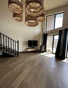 Здається сучасний дуплекс у <a href='/newbuilding/6209/view/kg-balaton'>Balaton</a> Village 10 хв метро Оболонь