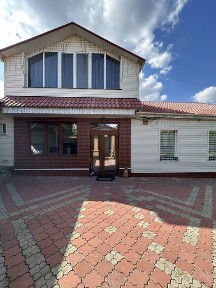 Будинок в Космічному р-ні, тільки для родини.