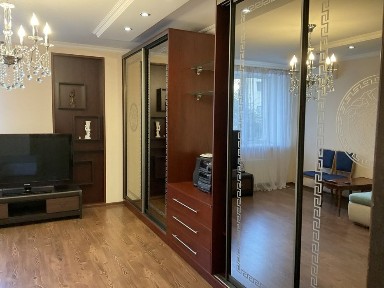 Сдам 2ую квартиру ул. Академическая/парк Победы 15000гр новострой евро