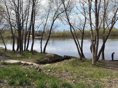 Земельна ділянка з будинком під Києвом