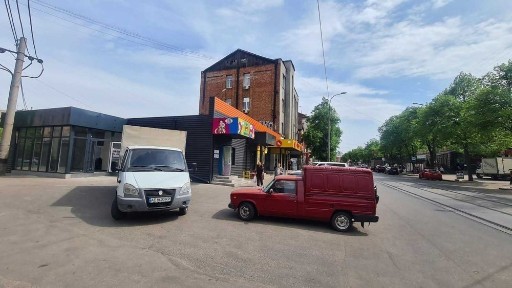 Оренда приміщення в комплексі вул. Свято-Миколаївська 39
