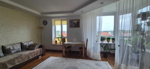 Продаж 3-кімнатної дворівневої квартири 130 м², м. Винники