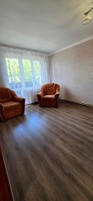 Оренда 1 кім. кв. на вул. Наварійська Солонка