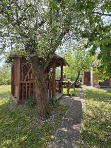 Продам чудовий будинок з ділянкою 8 соток! Липники