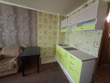Продаж 1х квартира. 101м-р. 2/9эт.