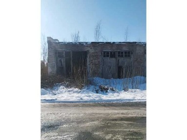 Продаж окремої будівлі 185 м², ділянка 16,5 соток, вул. Воїнів УПА, 62