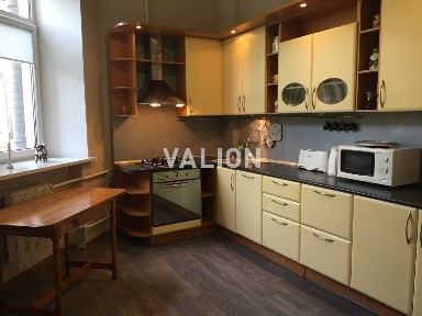 Аренда 3-комнатной квартиры 95 м², Малая Житомирская ул., 5