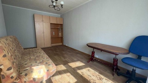 1 ком. квартира на Алексеевке пр. Перемоги. 4 этаж.