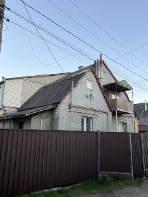 Продається частина будинку на Богунії
