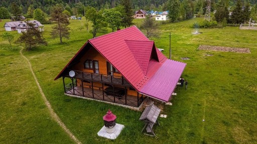 Будинок-шале в гірському с. Космач. Продаж-обмін.