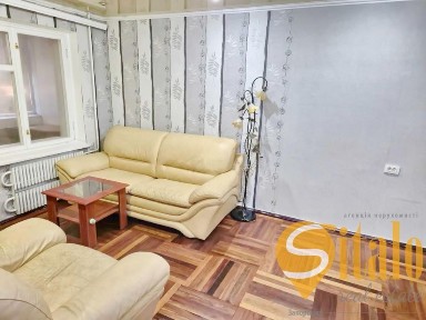 Продаж двокімнатної квартири на вул. Фортечна (019)