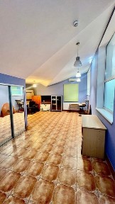 Комерція на вул. Рівненська в Луцьку