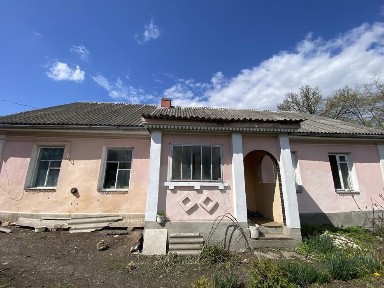 Продаж будинку площею 200 кв. м у Кременці