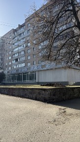 Оренда комерційного приміщення 600 м² з рампою (+300м2 підіальне приміщення)