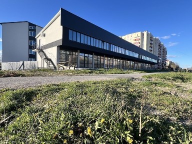 Продаж комерційних приміщень, вул. Авіаторів.