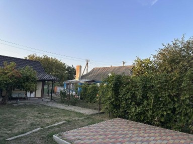 Продається 2 будинка в м. Тальне Черкаська обл. Є Відновлення