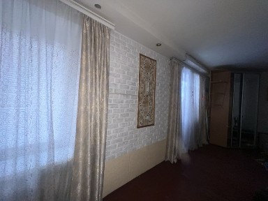 Продам 1 кімн квартиру (3 поверх)