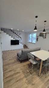 Продажа 2-комнатной квартиры 72 м², Девичья ул., 10