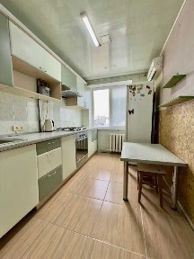 Днепр, Мануіловський, 75